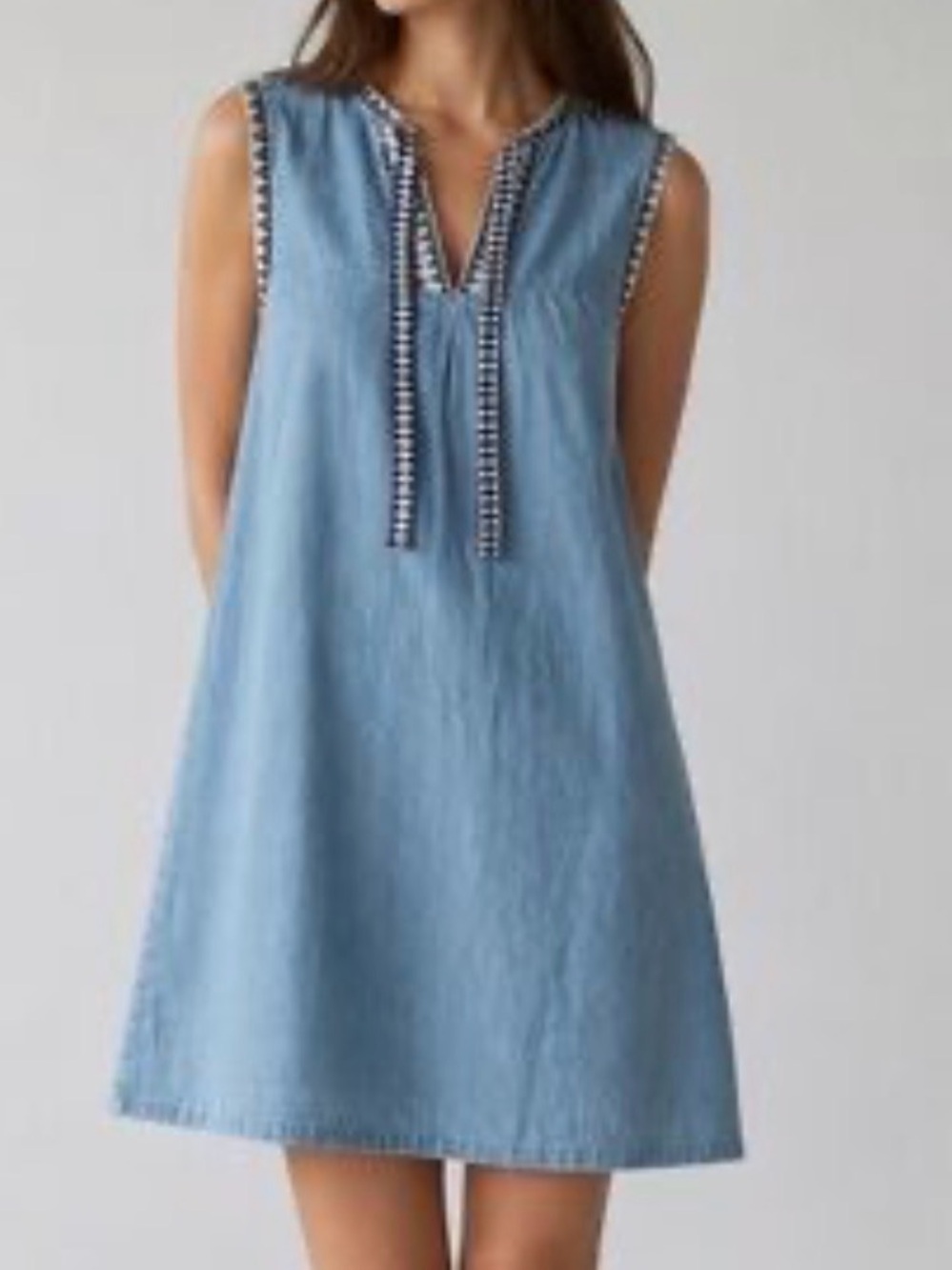 J Crew Sleeveless Blue Chambray Dress Size 2P Has Pockets